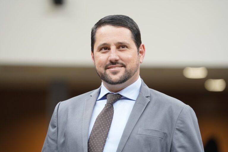 ANDRÉ 1